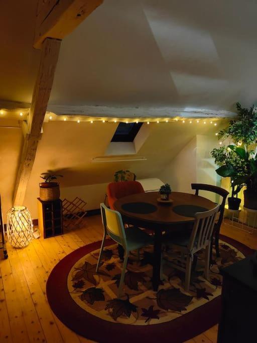 Charmant Appartement Vieux טור מראה חיצוני תמונה